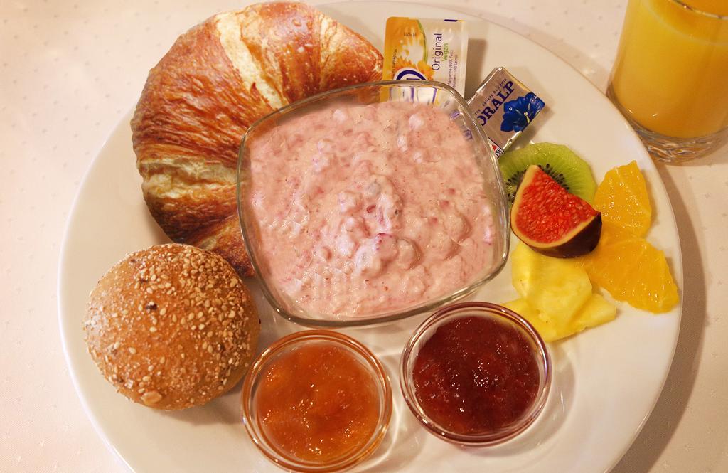 Hotel Garni Arnegg Екстер'єр фото